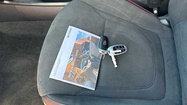 Hyundai TUCSON 1.6 TGDi Hybrid 230 N Line S 5dr 2WD Auto Hybrid Estate Red