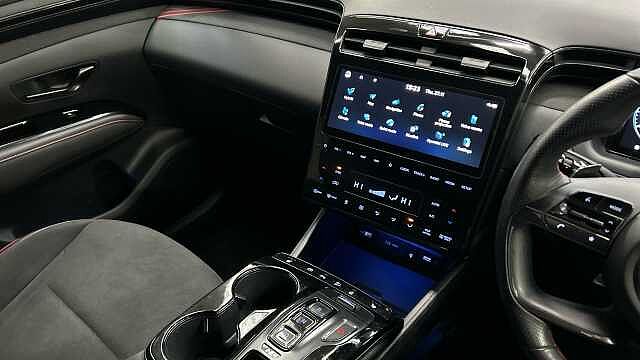 Hyundai TUCSON 1.6 TGDi Hybrid 230 N Line S 5dr 2WD Auto Hybrid Estate Red