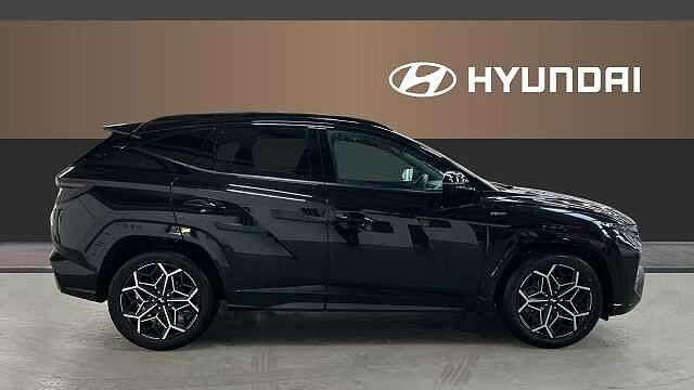 Hyundai TUCSON 1.6 TGDi 48V MHD N Line 5dr 2WD DCT Petrol Estate Black