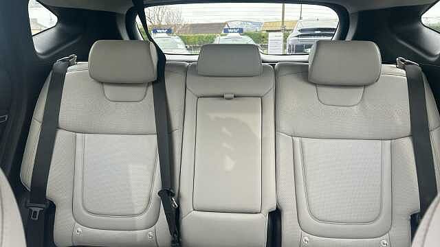 Hyundai TUCSON 1.6 TGDi Plug-in Hybrid Ultimate 5dr 4WD Auto Estate Grey