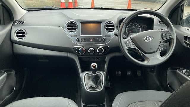 Hyundai i10 1.0 Play 5dr Petrol Hatchback