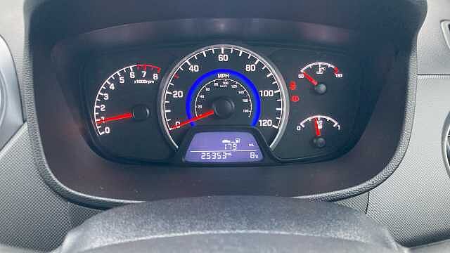 Hyundai i10 1.0 Play 5dr Petrol Hatchback