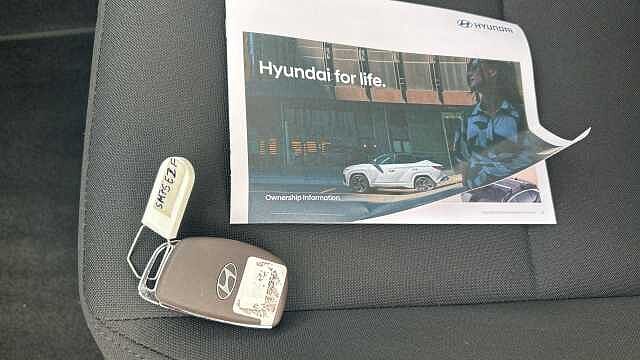 Hyundai BAYON 1.0 TGDi Ultimate 5dr DCT Petrol Hatchback Vibrant Blue - Pearl