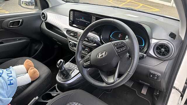 Hyundai i10 1.0 [63] Premium 5dr Auto [Nav] Petrol Hatchback