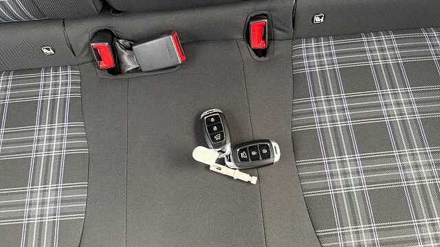 Hyundai i10 1.0 [63] Premium 5dr Auto [Nav] Petrol Hatchback