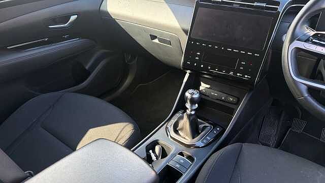 Hyundai TUCSON 1.6 TGDi Premium 5dr 2WD Petrol Estate Red