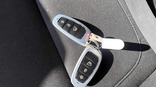 Hyundai TUCSON 1.6 TGDi Premium 5dr 2WD Petrol Estate Red