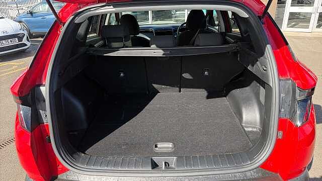 Hyundai TUCSON 1.6 TGDi Premium 5dr 2WD Petrol Estate Red