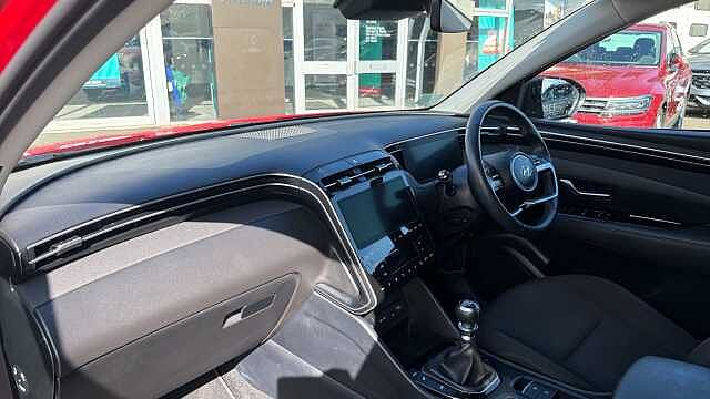 Hyundai TUCSON 1.6 TGDi Premium 5dr 2WD Petrol Estate Red