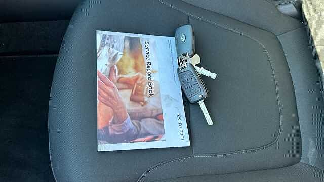 Hyundai TUCSON 1.6 TGDi Hybrid 230 SE Connect 5dr 2WD Auto Hybrid Estate White