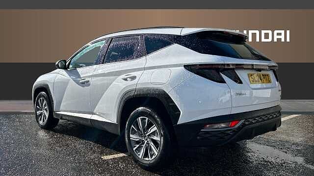 Hyundai TUCSON 1.6 TGDi Hybrid 230 SE Connect 5dr 2WD Auto Hybrid Estate White