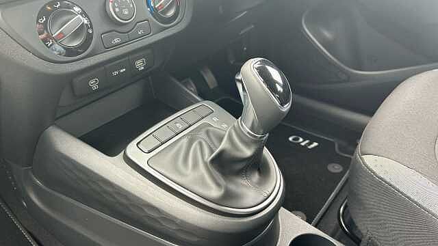 Hyundai I10 1.0 [63] Advance 5dr Auto [Nav] Petrol Hatchback Vibrant Blue - Pearl