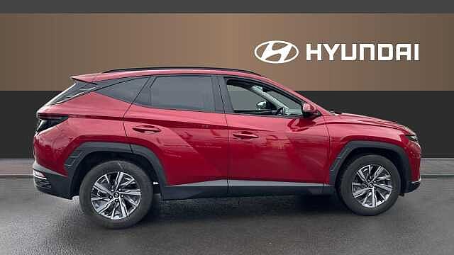 Hyundai TUCSON 1.6 TGDi SE Connect 5dr 2WD Petrol Estate Red