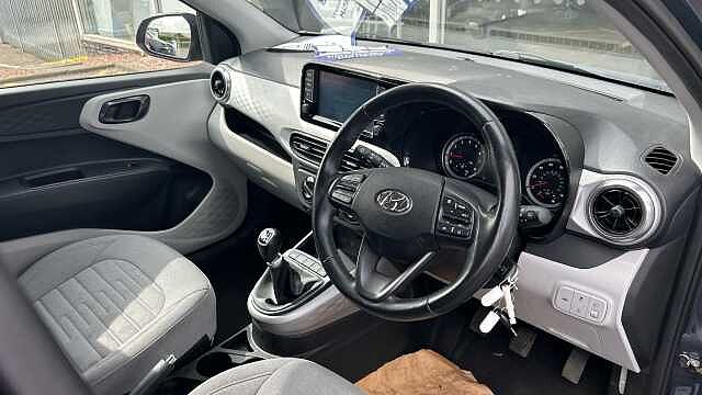 Hyundai i10 1.0 MPi Premium 5dr Petrol Hatchback