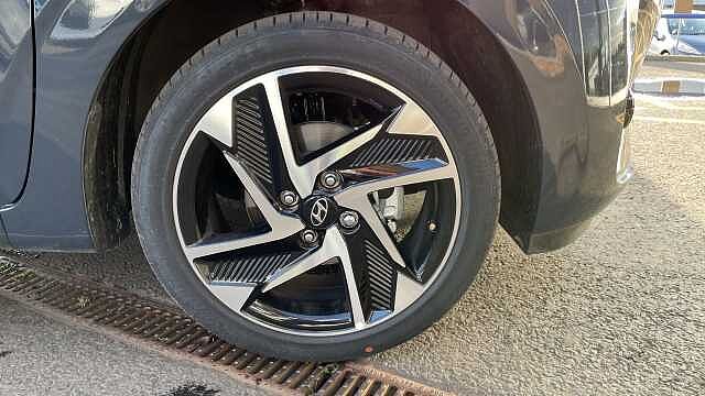 Hyundai i10 1.0 MPi Premium 5dr Petrol Hatchback