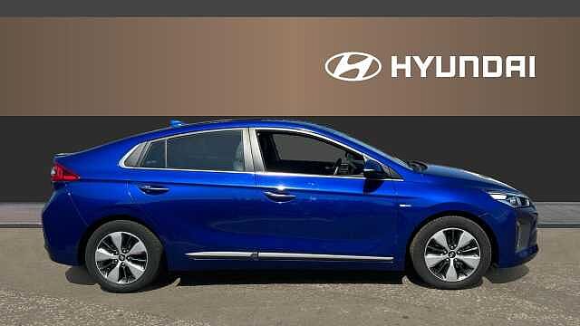 Hyundai IONIQ 1.6 GDi Plug-in Hybrid Premium SE 5dr DCT Hatchback
