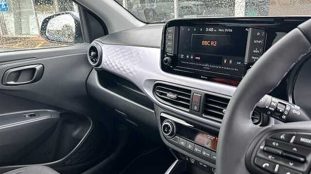 Hyundai i10 1.2 [79] Premium 5dr Auto [Nav] Petrol Hatchback