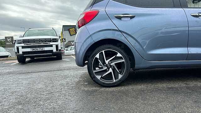 Hyundai i10 1.2 [79] Premium 5dr Auto [Nav] Petrol Hatchback