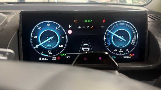 Hyundai INSTER 85kW Cross 49kWh 5dr Auto Electric Hatchback