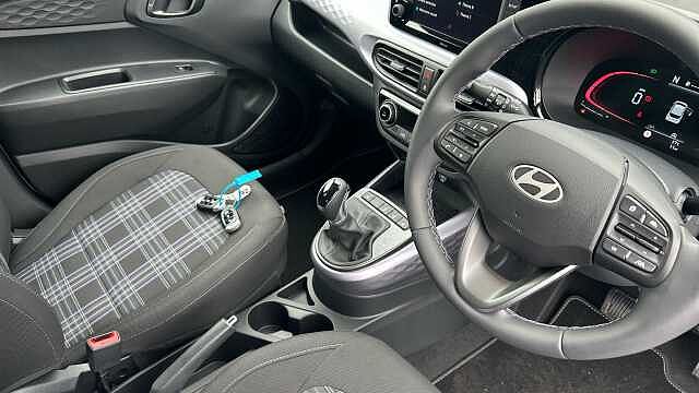Hyundai i10 1.2 [79] Premium 5dr Auto [Nav] Petrol Hatchback