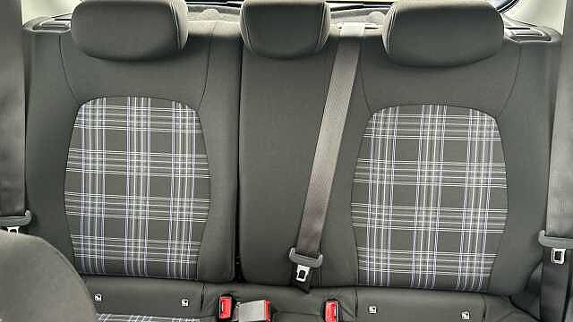 Hyundai i10 1.2 [79] Premium 5dr Auto [Nav] Petrol Hatchback