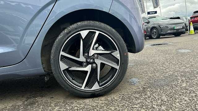 Hyundai i10 1.2 [79] Premium 5dr Auto [Nav] Petrol Hatchback
