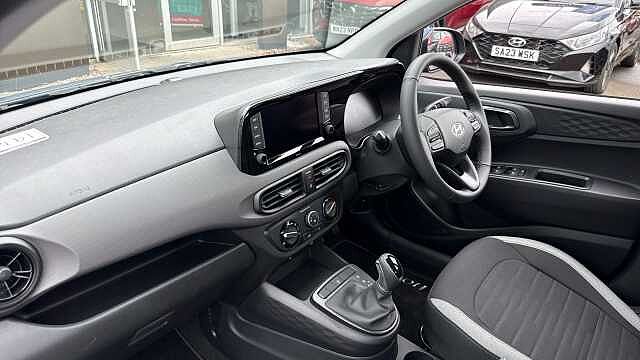 Hyundai I10 1.0 [63] Advance 5dr Auto [Nav] Petrol Hatchback Vibrant Blue - Pearl