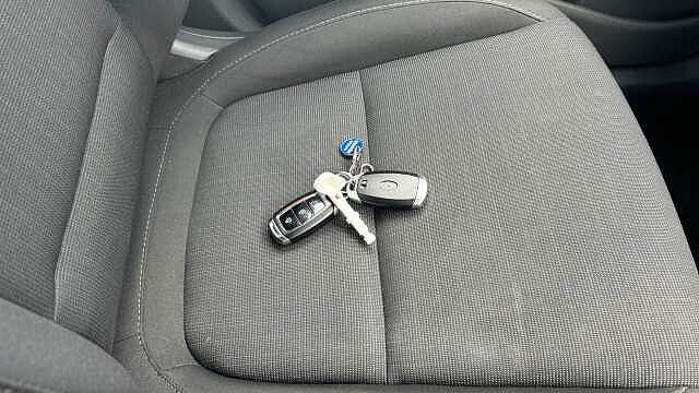 Hyundai KONA 1.6 GDi Hybrid Premium 5dr DCT Hybrid Hatchback