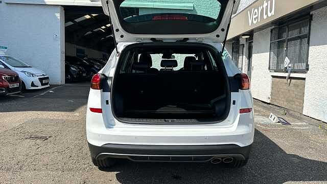 Hyundai TUCSON 1.6 TGDi 177 N Line 5dr 2WD DCT Petrol Estate White