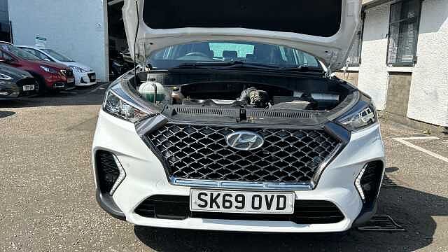 Hyundai TUCSON 1.6 TGDi 177 N Line 5dr 2WD DCT Petrol Estate White