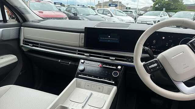 Hyundai SANTA FE 1.6 TGDi Plug-in Hybrid Ultimate 5dr 4WD Auto Estate