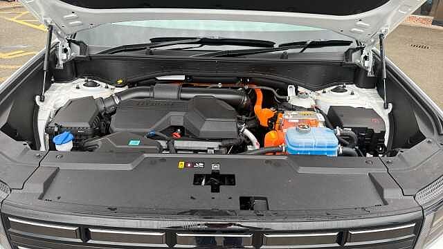 Hyundai SANTA FE 1.6 TGDi Plug-in Hybrid Ultimate 5dr 4WD Auto Estate