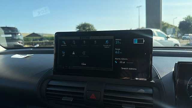 Hyundai INSTER 85kW 02 49kWh 5dr Auto Electric Hatchback