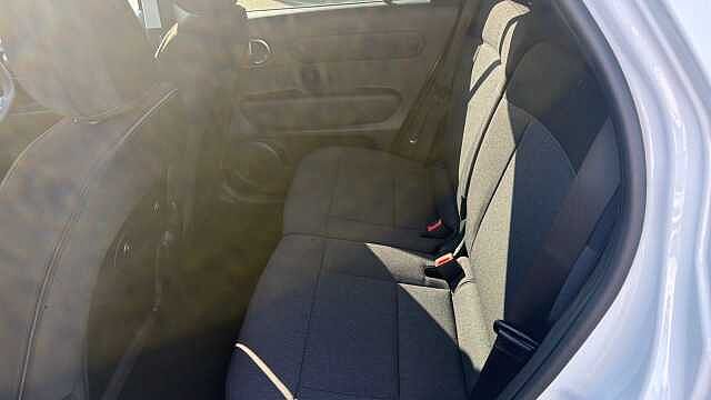 Hyundai INSTER 85kW 02 49kWh 5dr Auto Electric Hatchback