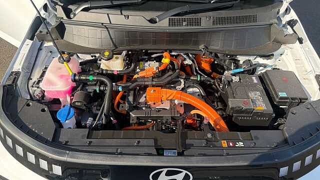 Hyundai INSTER 85kW 02 49kWh 5dr Auto Electric Hatchback
