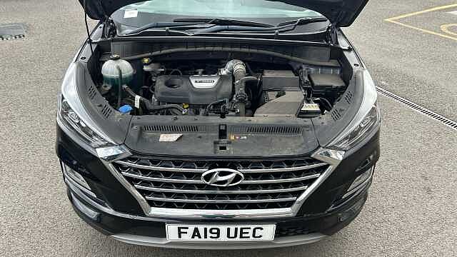 Hyundai TUCSON 1.6 TGDi 177 SE Nav 5dr 2WD Petrol Estate Black