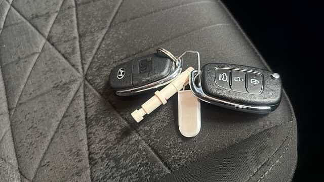 Hyundai BAYON 1.0 TGDi 48V MHEV SE Connect 5dr DCT Petrol Hatchback Green