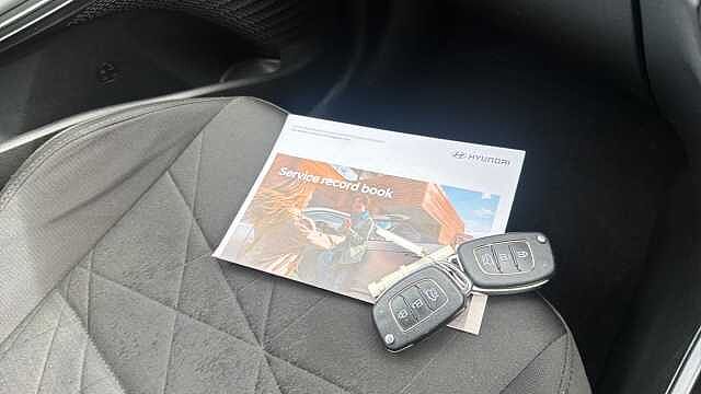 Hyundai BAYON 1.0 TGDi 48V MHEV SE Connect 5dr DCT Petrol Hatchback