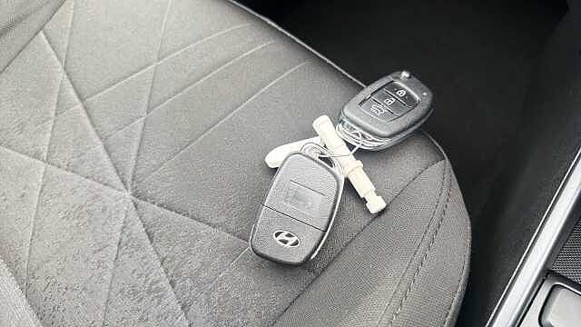 Hyundai BAYON 1.0 TGDi 48V MHEV SE Connect 5dr DCT Petrol Hatchback