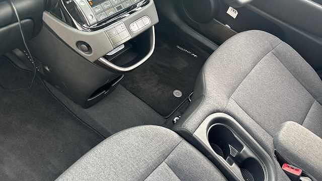 Hyundai INSTER 85kW 02 49kWh 5dr Auto Electric Hatchback